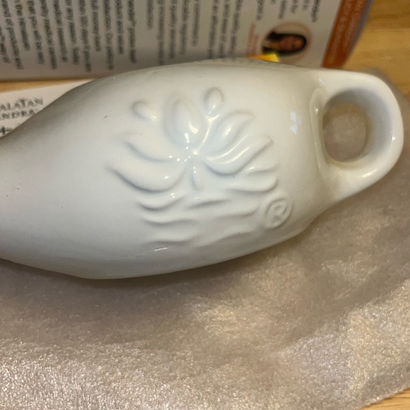 Himalayan Chandra Porcelain Neti Pot - Picture 5 of 8